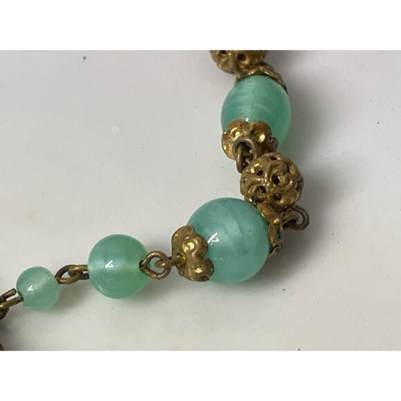 Vintage 1930s Green Molded Peking Glass Beaded Pendant Uranium Beads - Picture 12 of 16